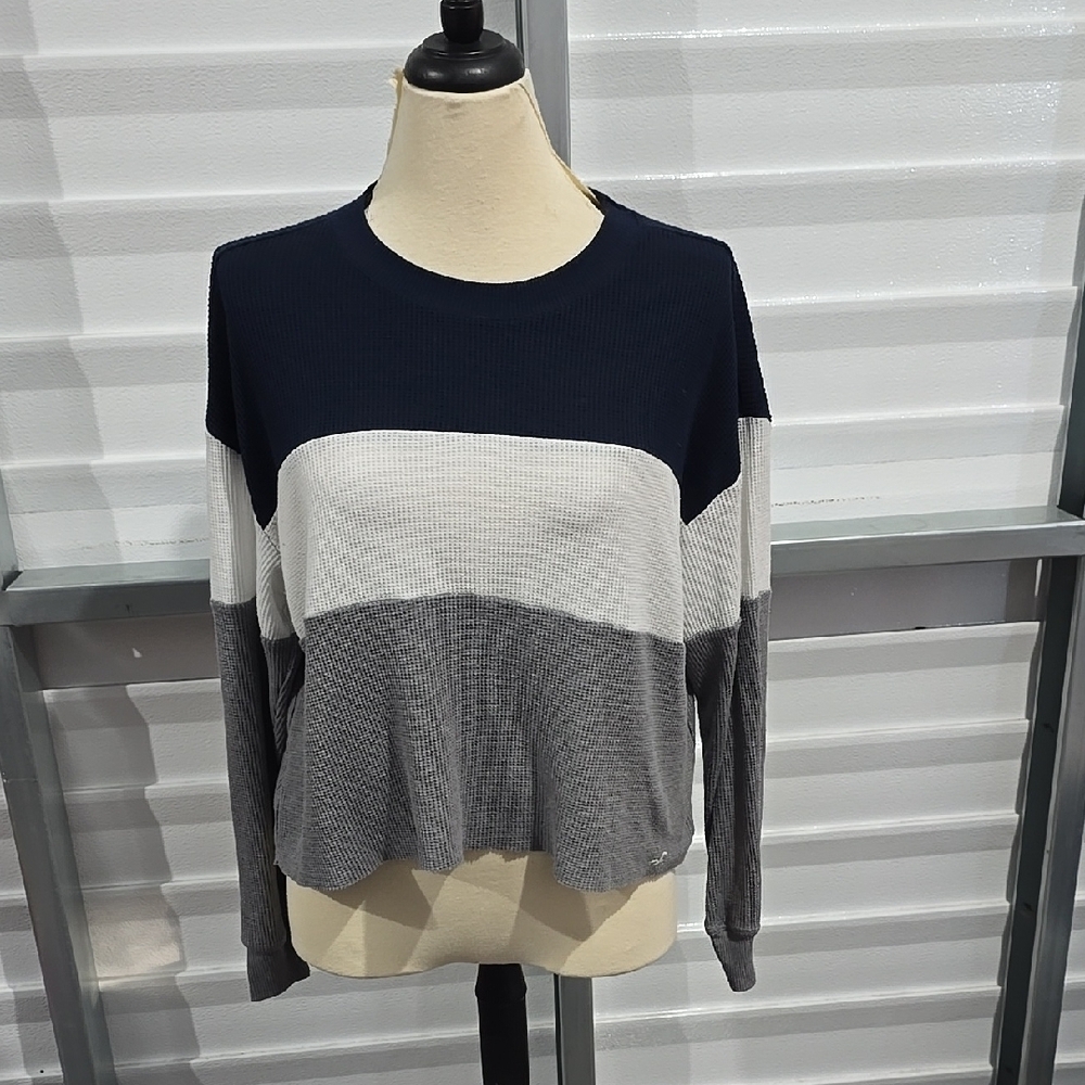 Hollister‎ Blue and Cream Boxy Sweatshirt